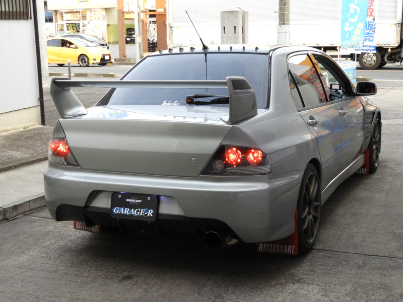 三菱 ランサーエボリューション 2 0 Gt A Vii 4wd Garage R